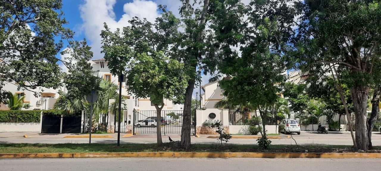 Apartamento En Fraccionamiento Privado 6 Personas Con Piscina Cerca De La Playa プレヤデルカーメン エクステリア 写真